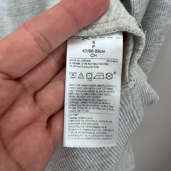 Banana Republic Long Sleeve Baby Terry Softest Knit Cardigan in Light Gray Small - Picture 5 of 13